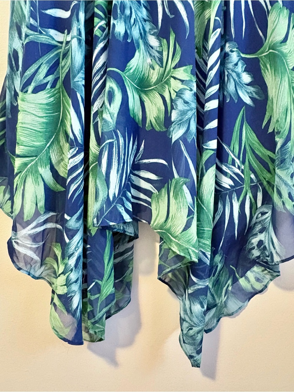 Rabbit Rabbit Rabbit Tropical Leaf Handkerchief Hem Dress Medium Blue Green - Picture 3 of 8